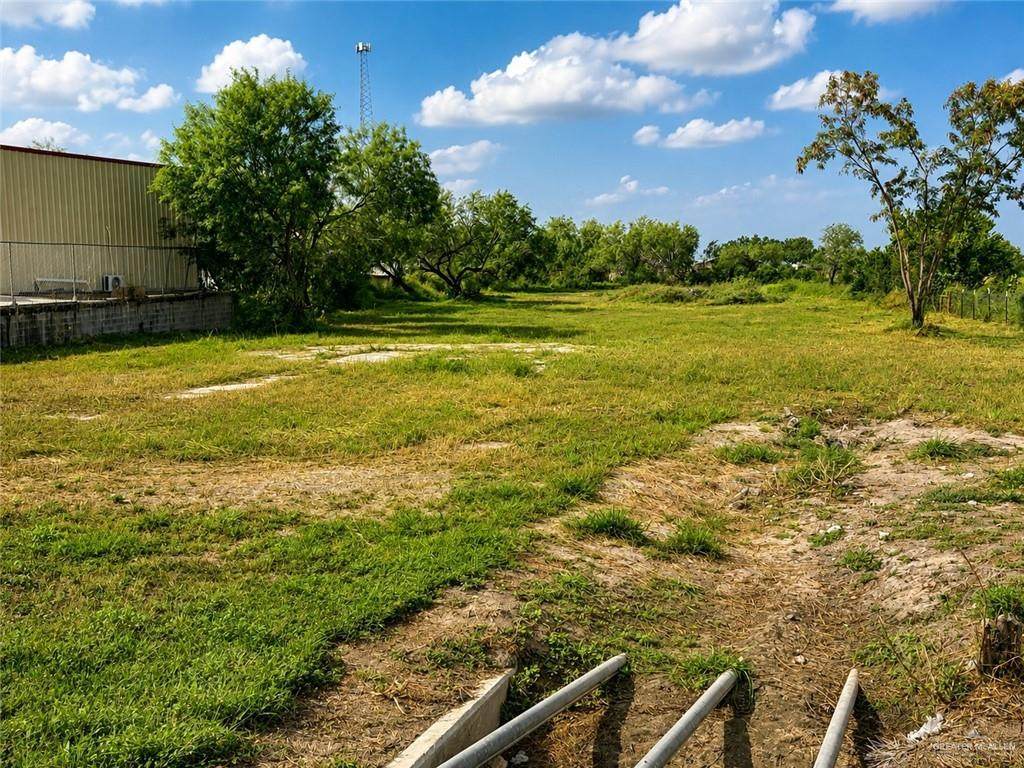 667 Expressway 83 - Photo 1