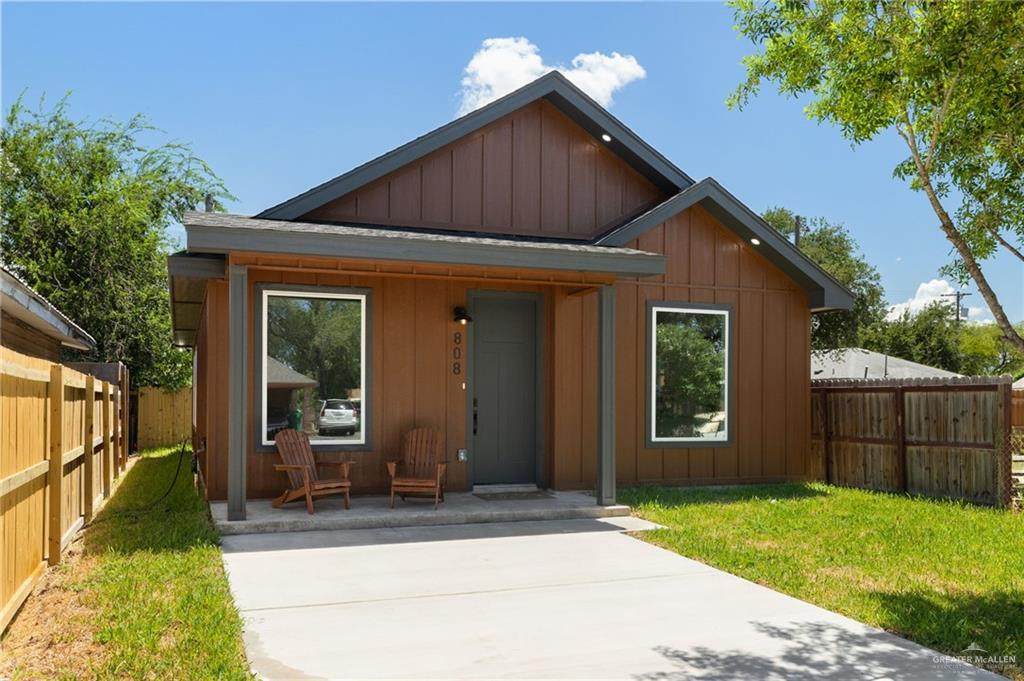 808 Evans - Photo 1