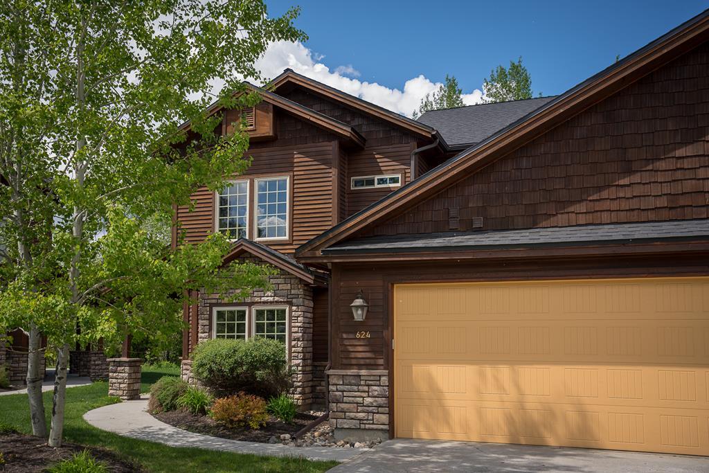 624 Blue Water Circle - Photo 1