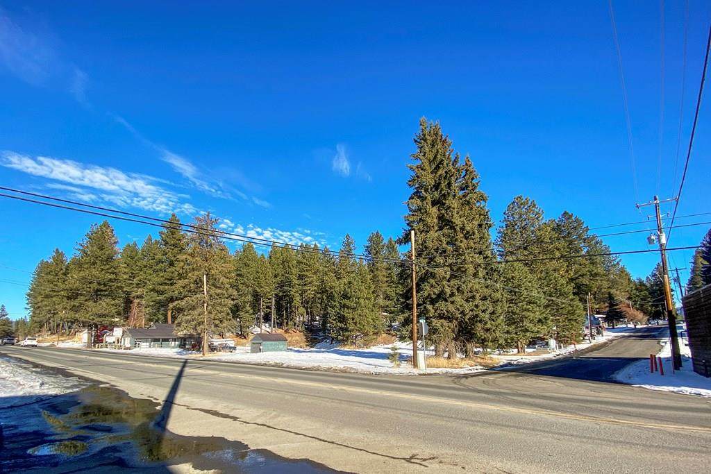 301 3rd Street - Photo 1