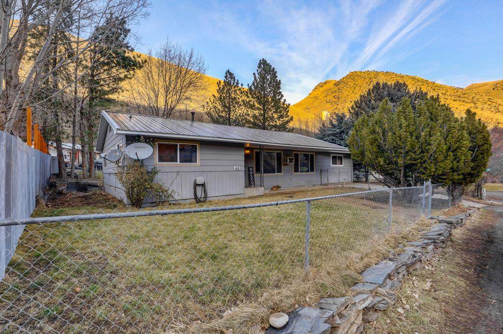 168 Heath Drive - Photo 1