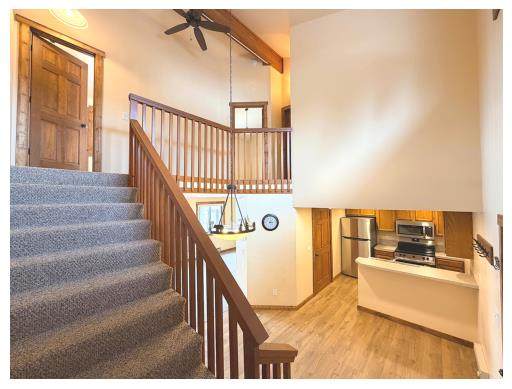 1607 Davis Avenue - Photo 1