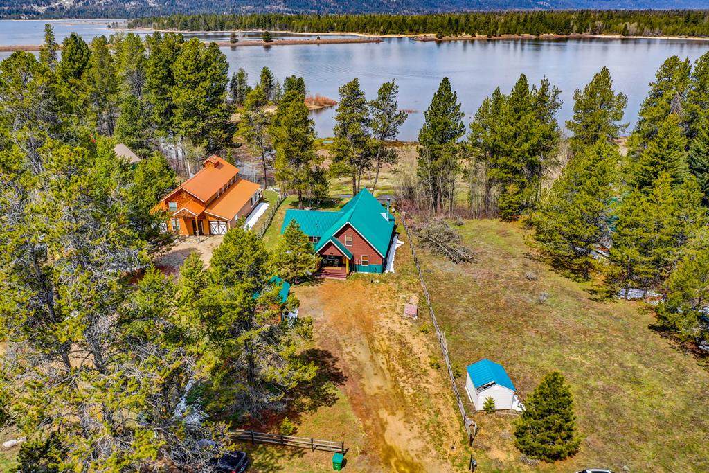 80 Golden Place - Photo 1