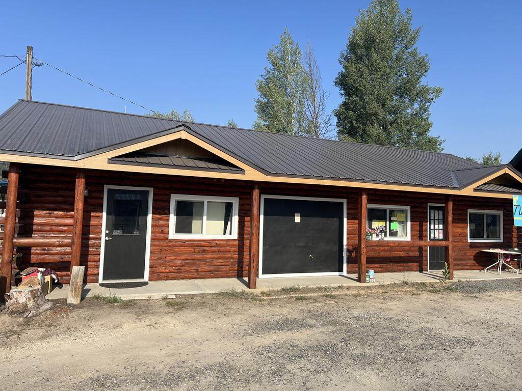 835 S Main St, Cascade, ID 83611