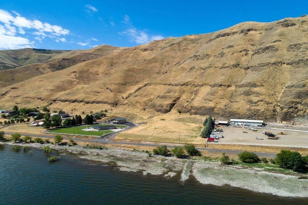 NKA Snake River Road - Photo 1