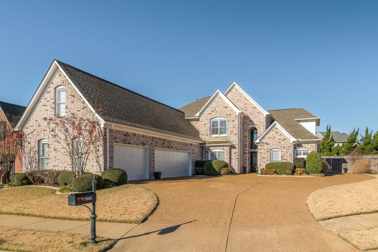 9166 Roundabout Ln - Photo 1