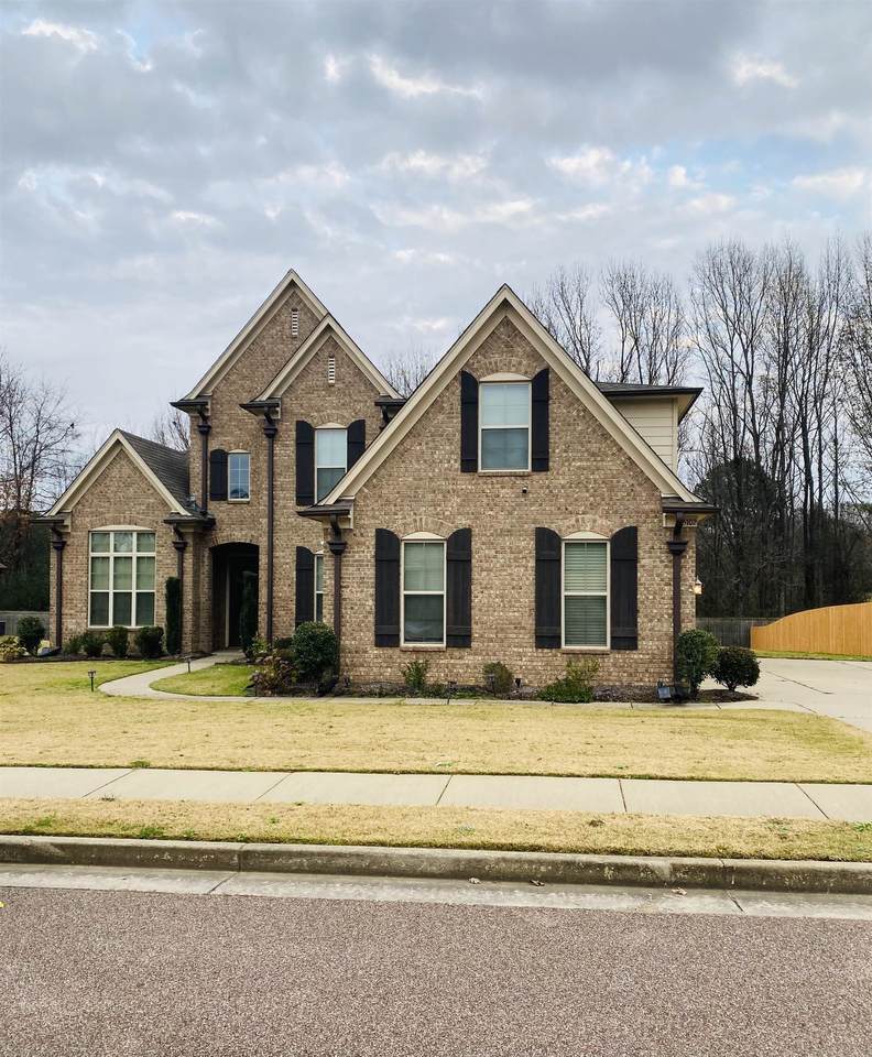 5102 Laurel Springs Dr - Photo 1