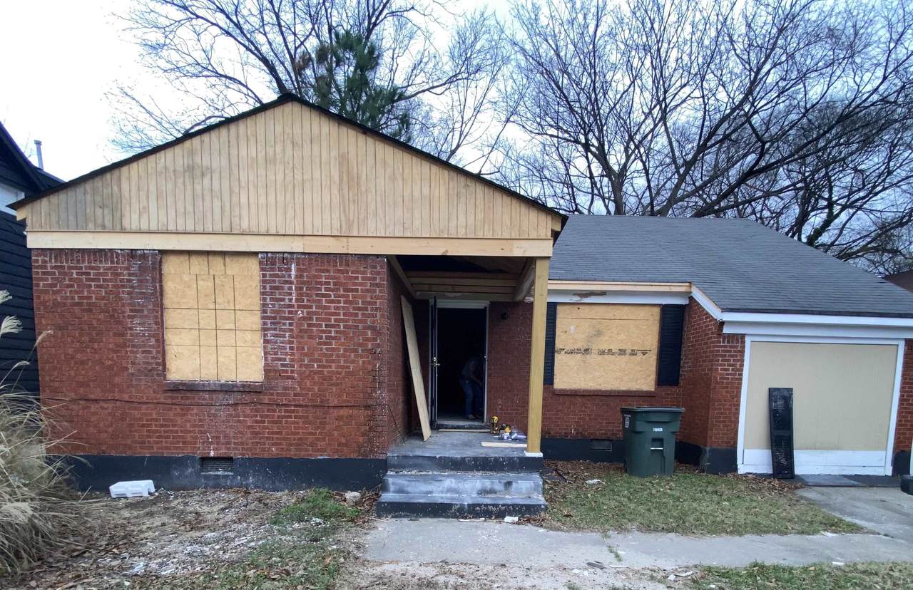 193 Hollywood St - Photo 1
