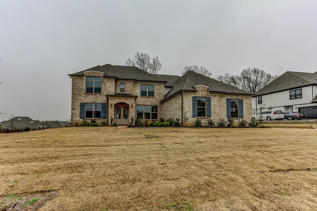 5870 Linden Oak Dr - Photo 1