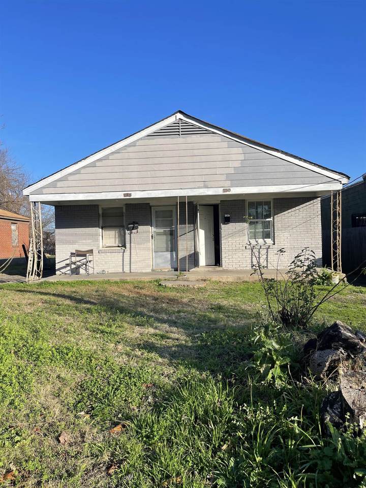 1748 Kansas St - Photo 1