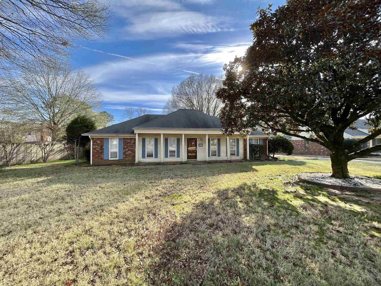 7675 Charstone Dr - Photo 1