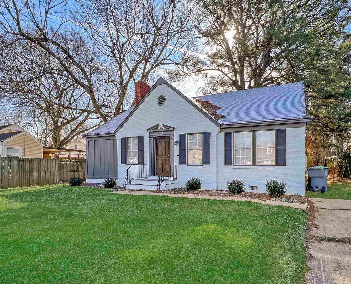 1611 Michelle Cir - Photo 1