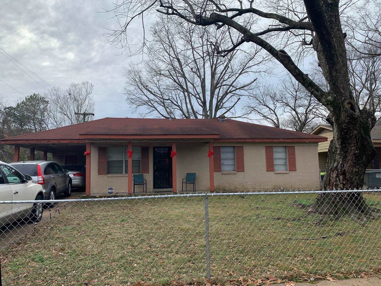 3205 Harvester Ln - Photo 1