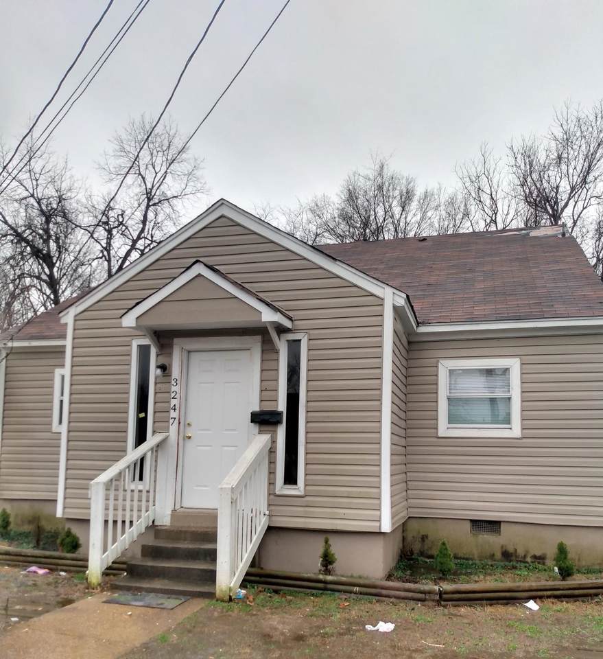 3247 Guernsey Ave - Photo 1