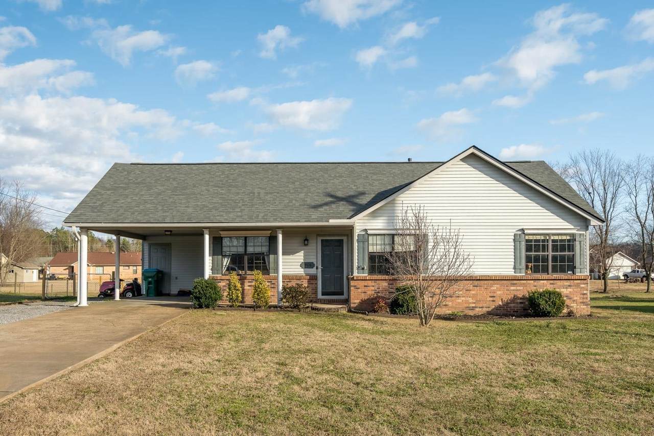 906 Beaver Rd - Photo 1