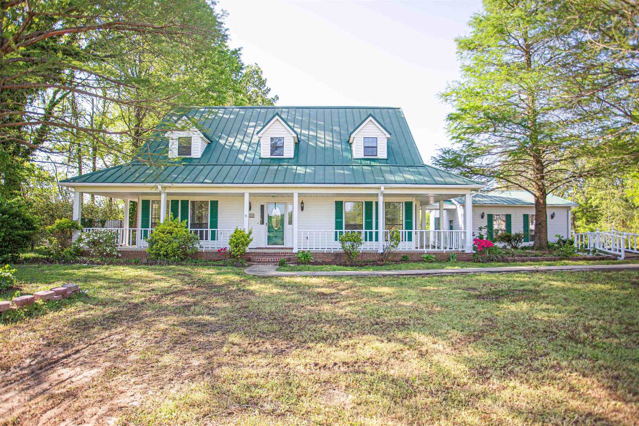 9525 Tracy Rd - Photo 1