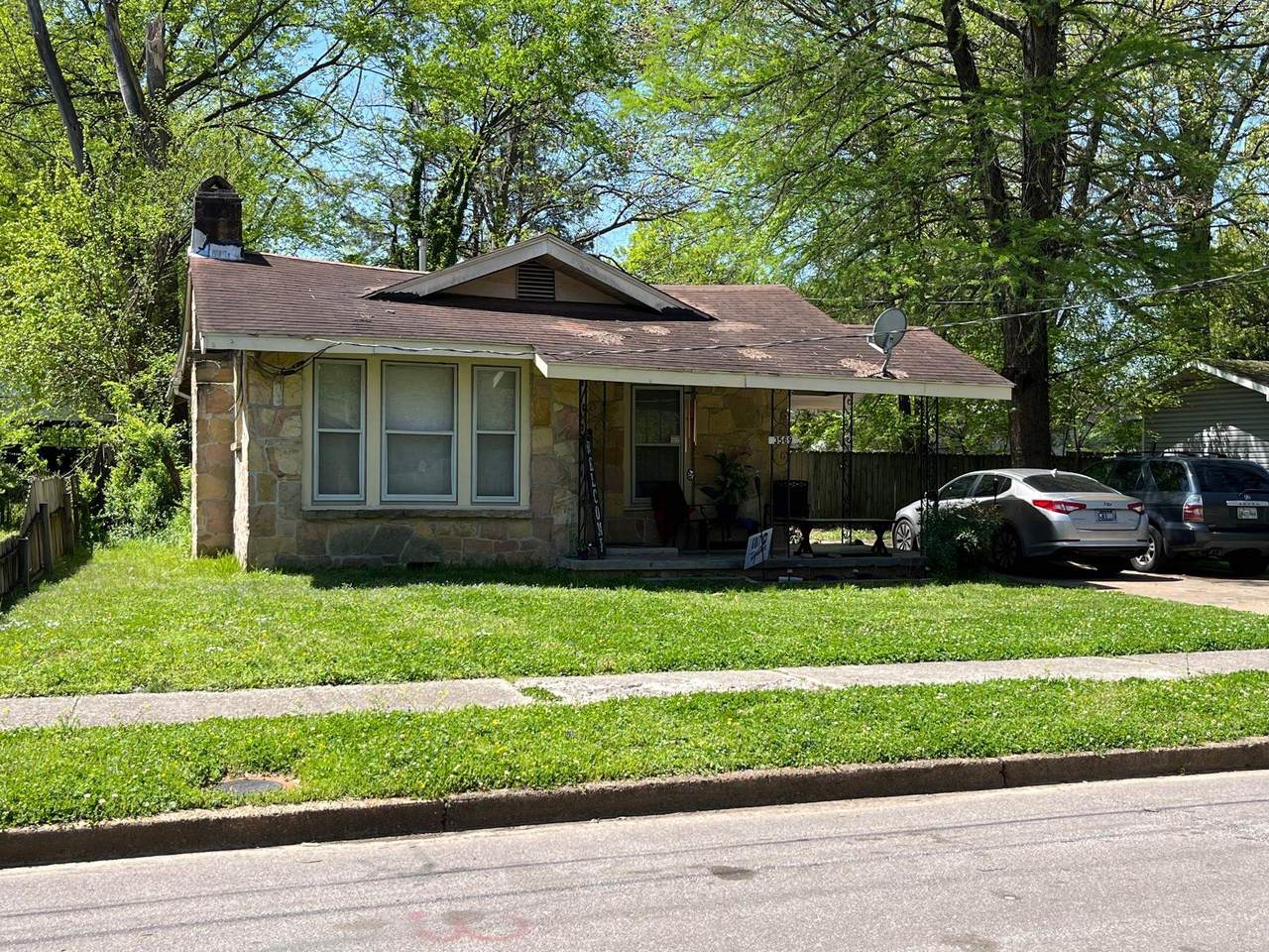 3569 Rockwood Ave - Photo 1