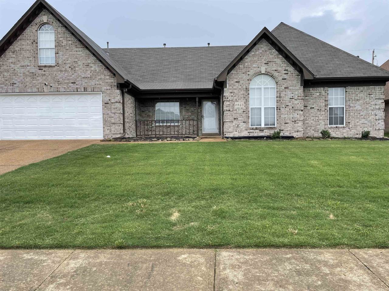 4465 Jonesy Ln - Photo 1