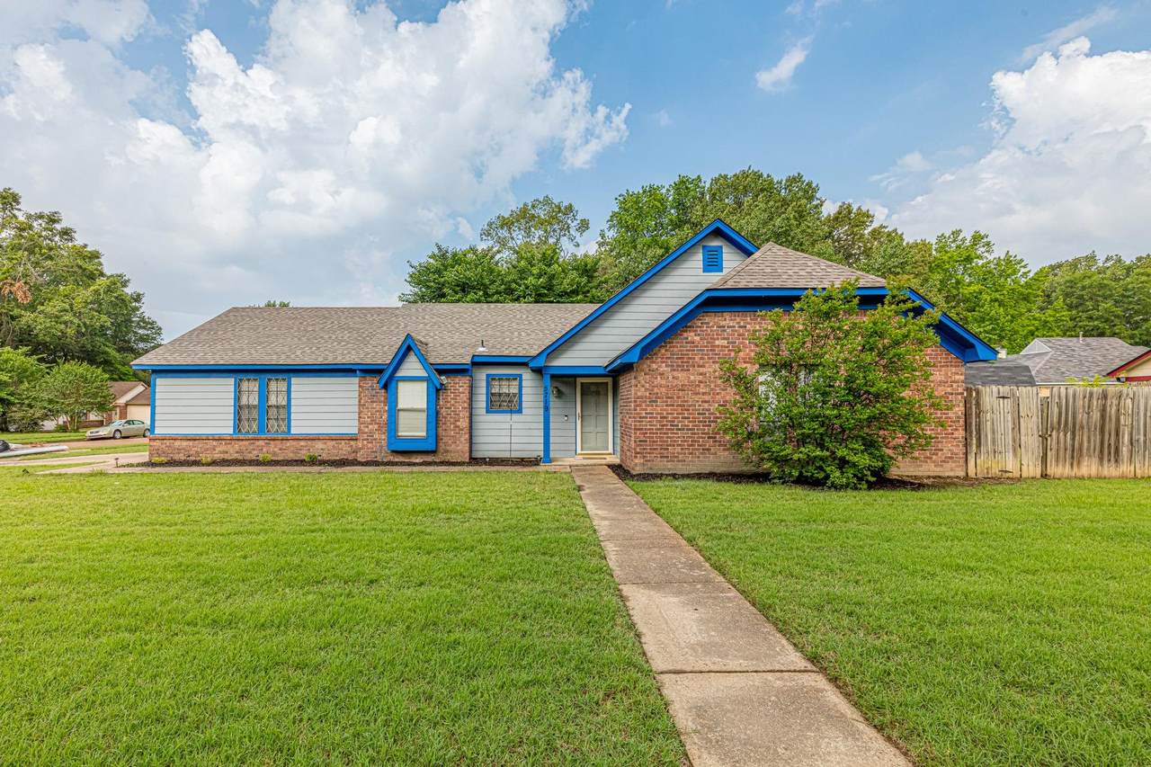 5719 Remsen Ln - Photo 1