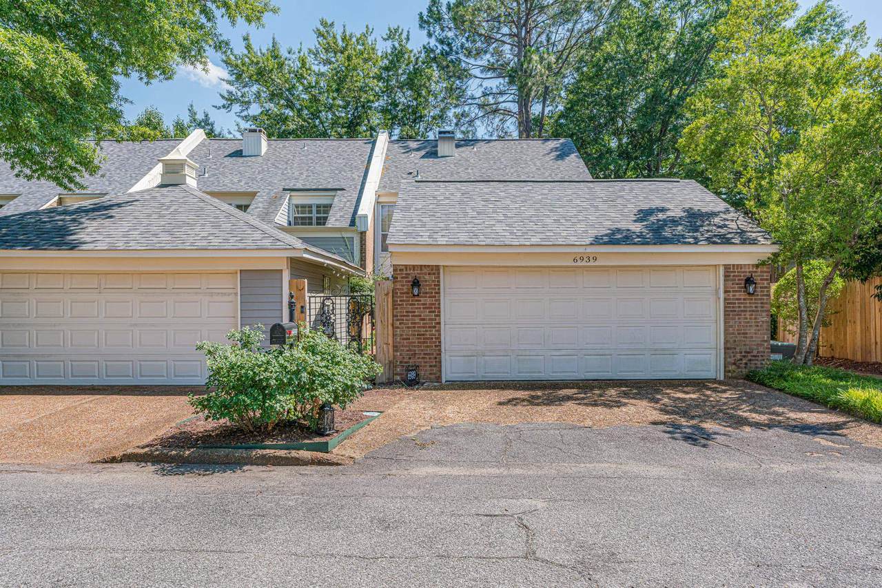 6939 Amberly Rd - Photo 1