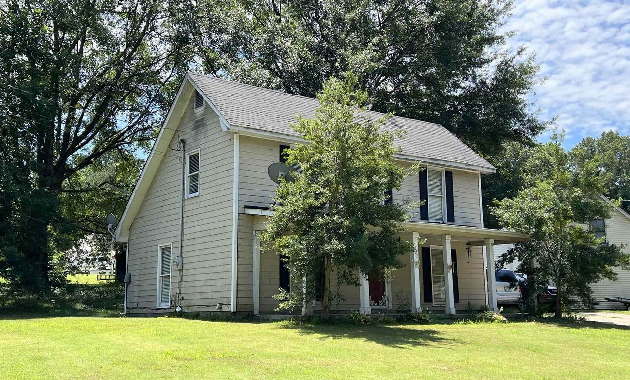 623 Hanna Dr - Photo 1