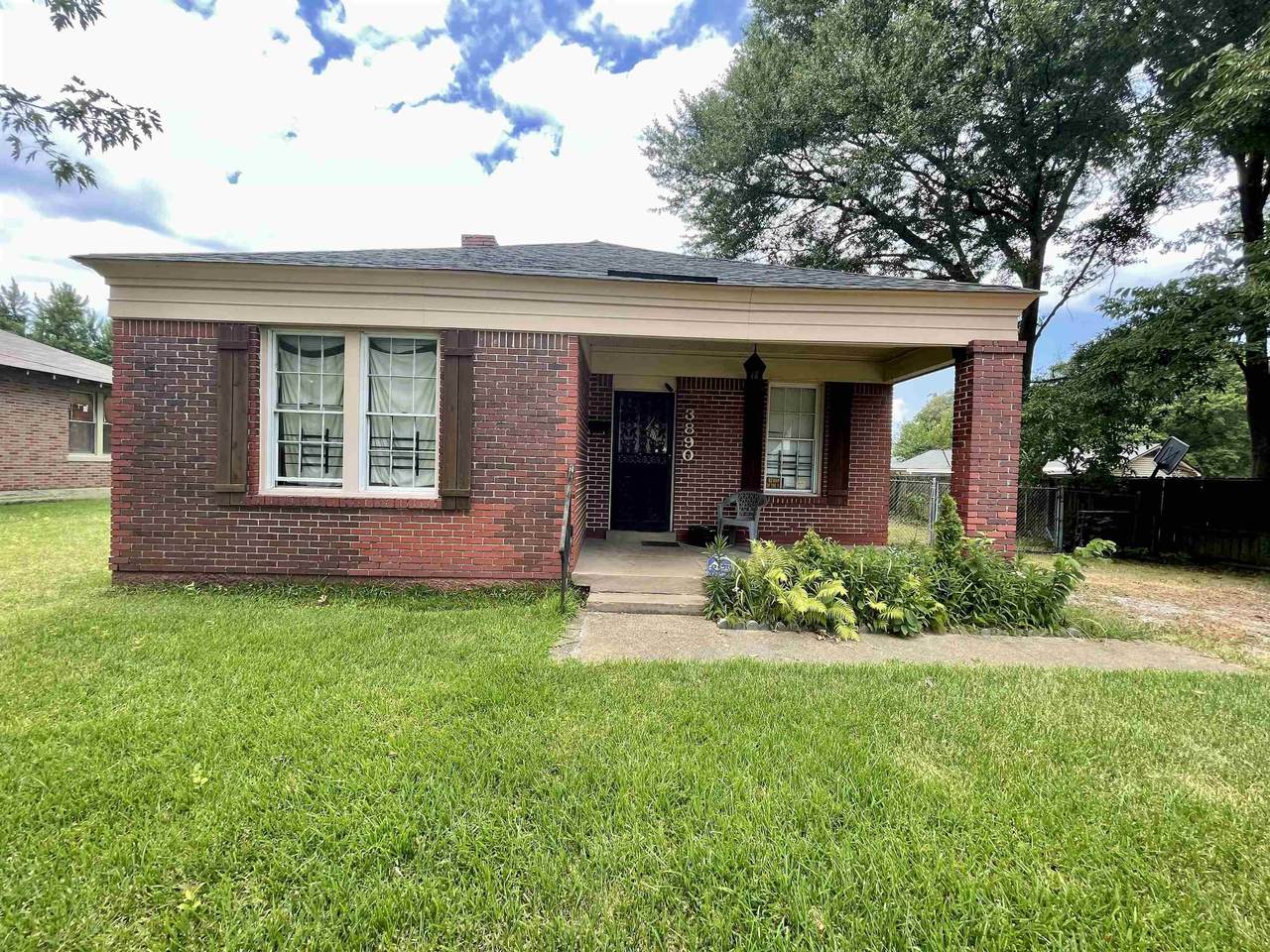 3884 Macon Dr - Photo 1