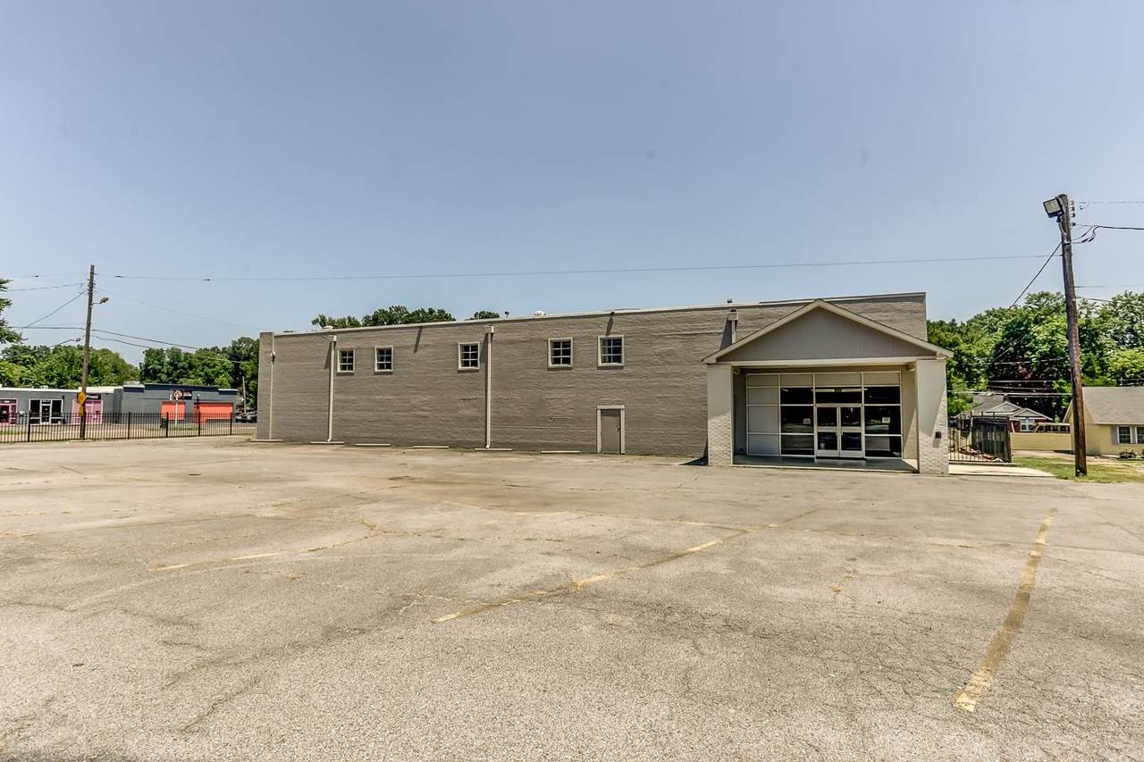 3015 Park Ave - Photo 1