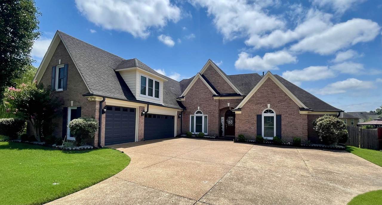 1374 Trail Ridge Ln - Photo 1