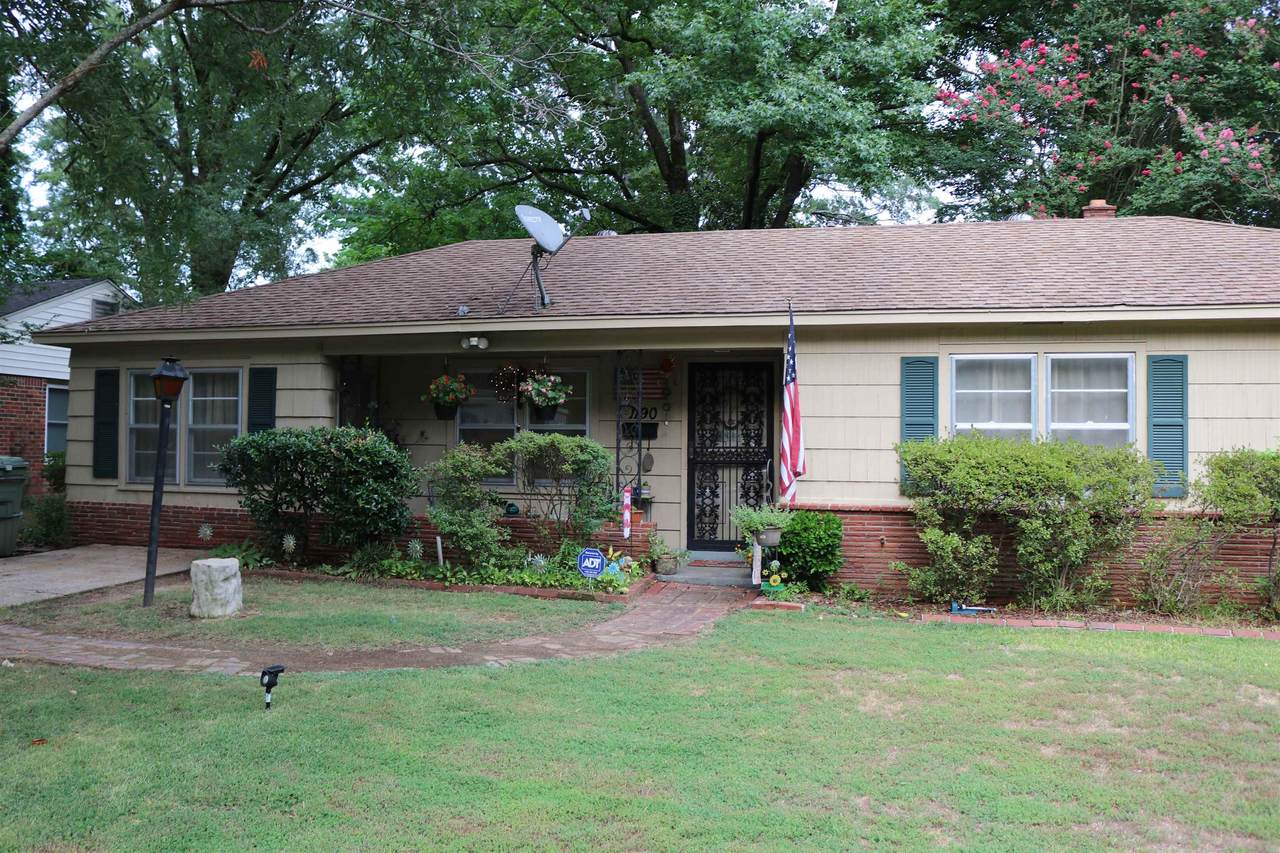 1190 Dearing Rd - Photo 1