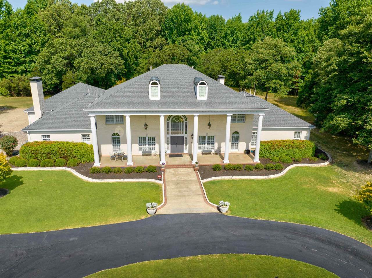3825 Planters View Rd - Photo 1