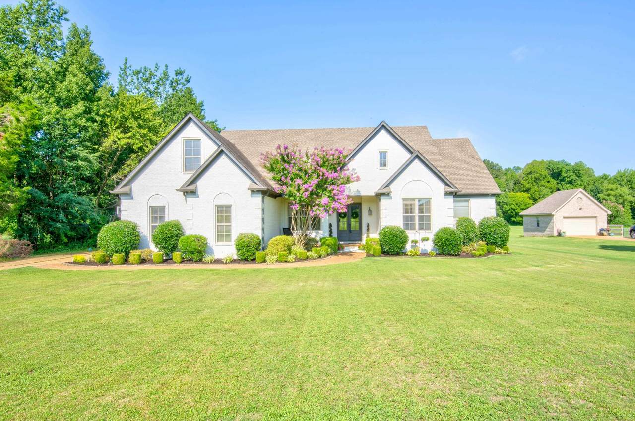 142 Myra Rd - Photo 1