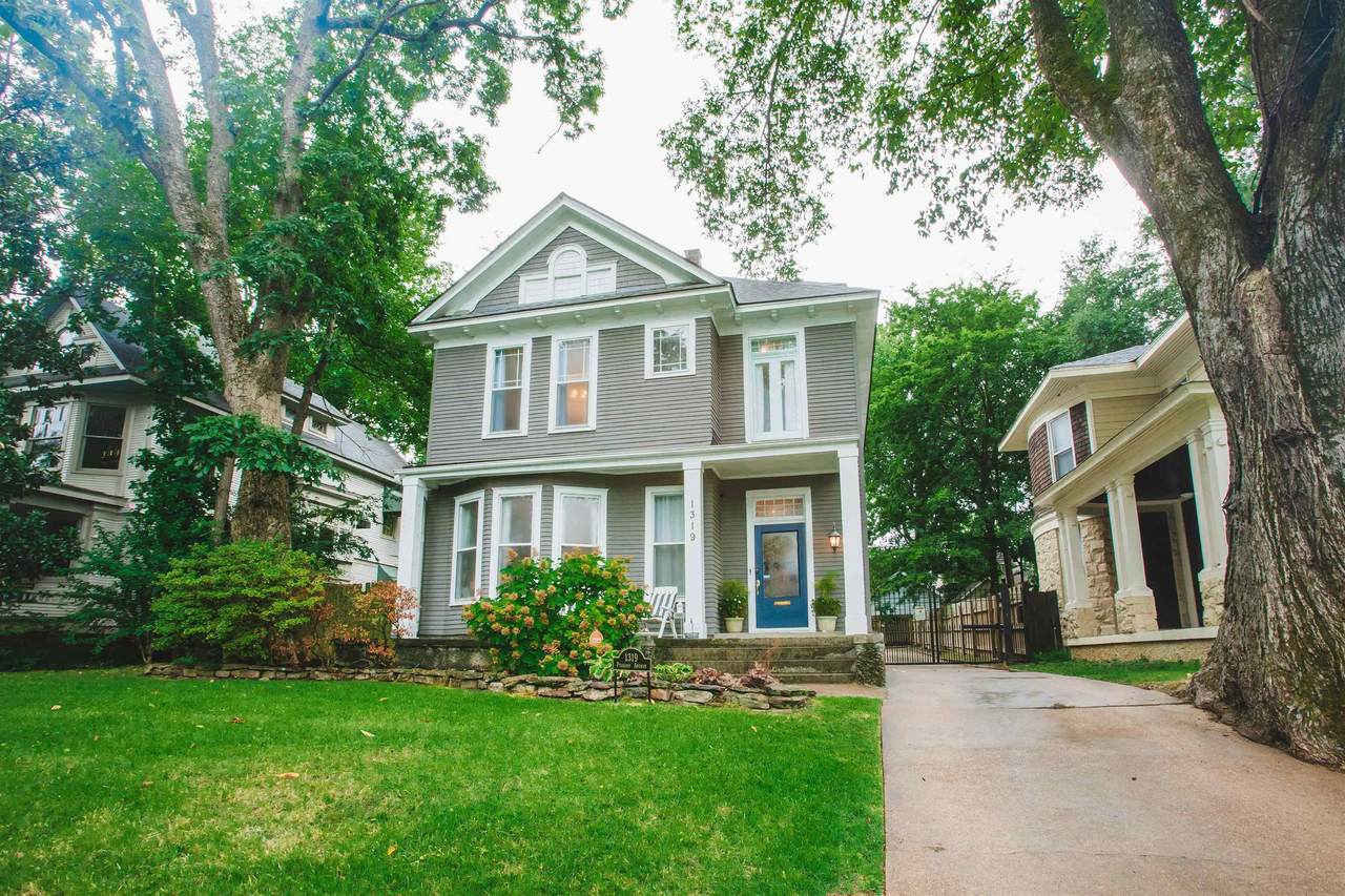 1319 Peabody Ave - Photo 1