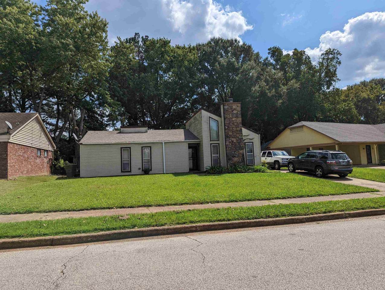 4000 Silverleaf Rd - Photo 1