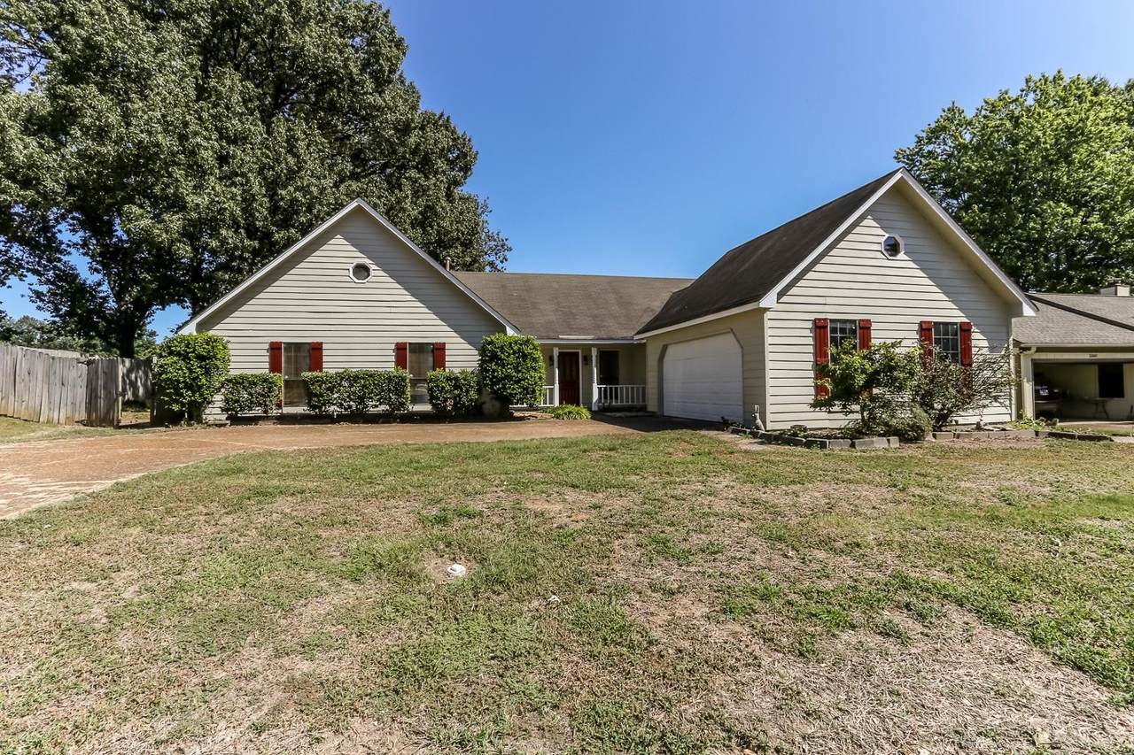 3368 Robins Roost Dr - Photo 1