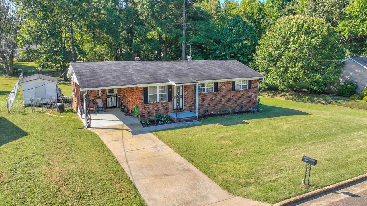 610 Cottonwood Dr - Photo 1