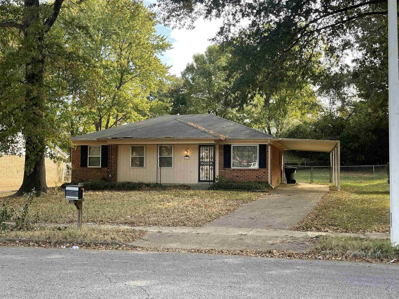 4512 Spring Valley Dr - Photo 1
