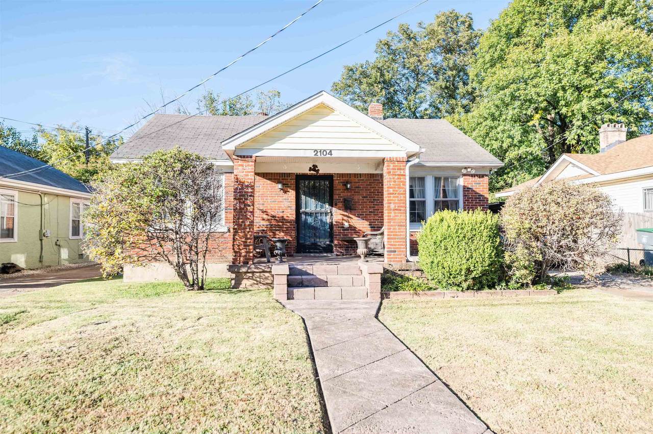 2104 Evelyn Ave - Photo 1