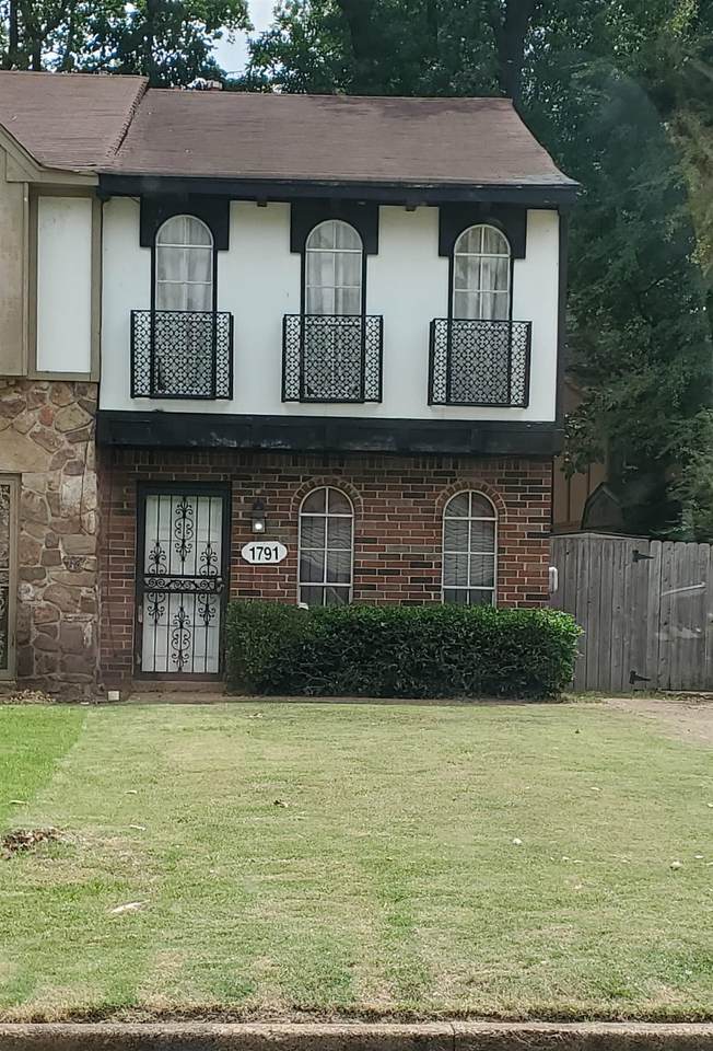 1791 Grovehaven Cir - Photo 1