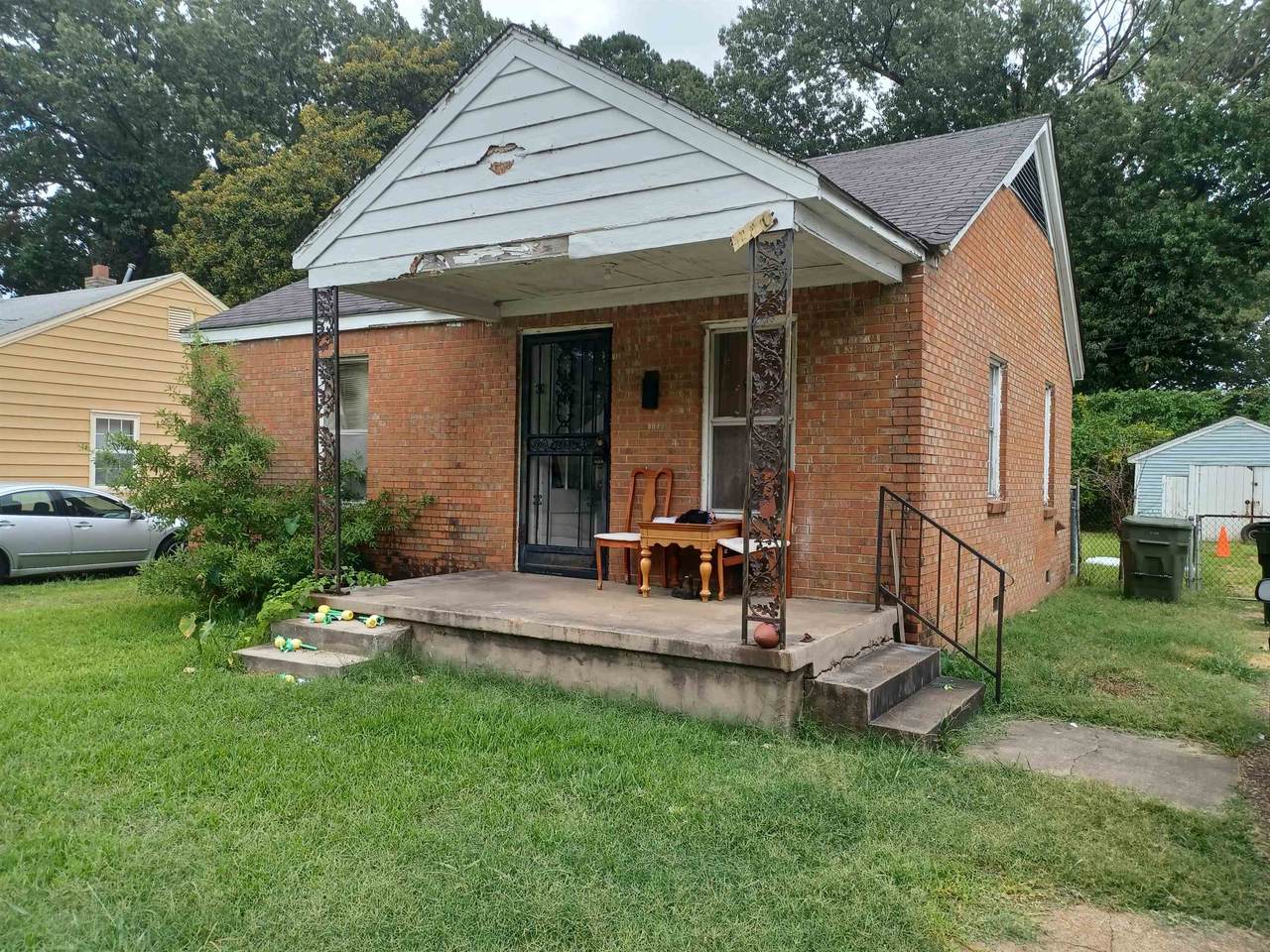 1550 Hugenot St - Photo 1
