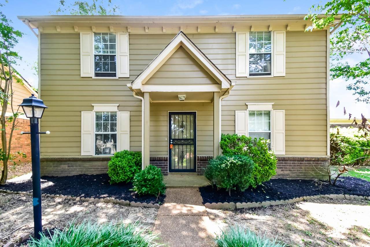 1677 Ranmar Dr - Photo 1