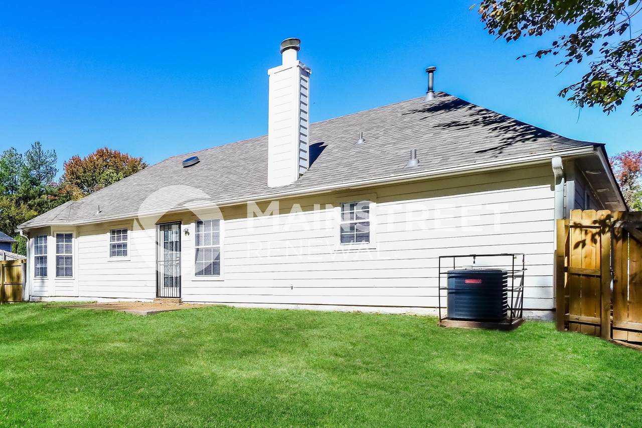 5277 Twin Valley Ln - Photo 1