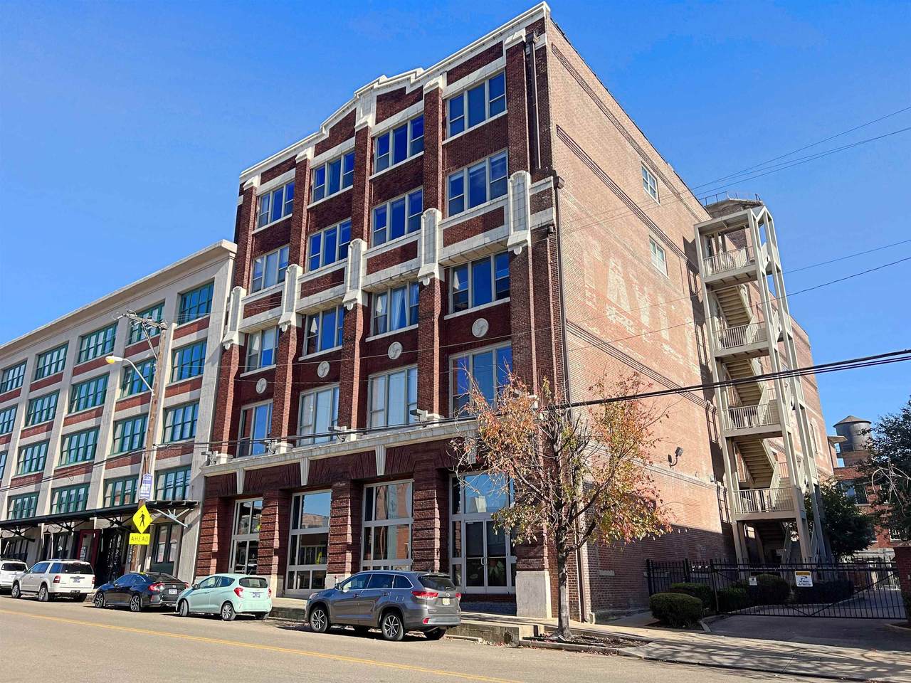 420 Front St - Photo 1