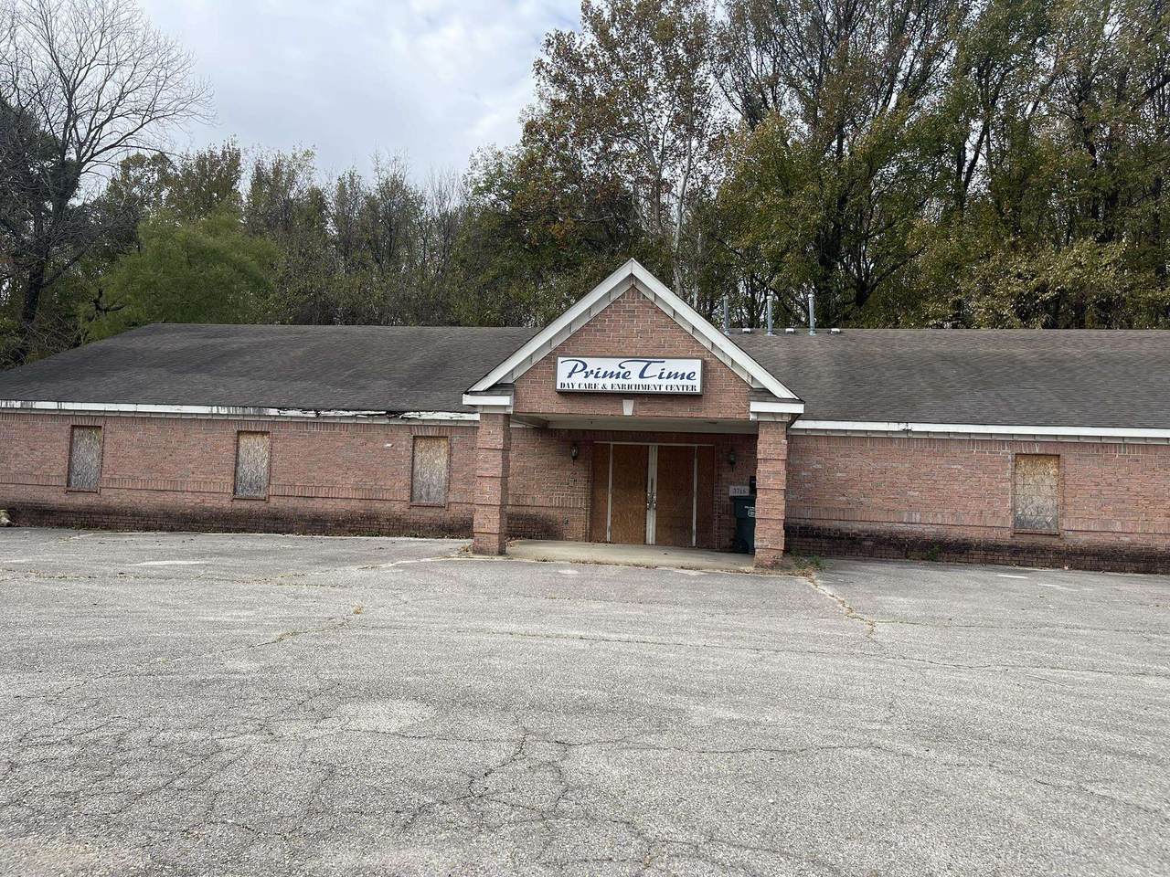 3715 Mendenhall Rd - Photo 1