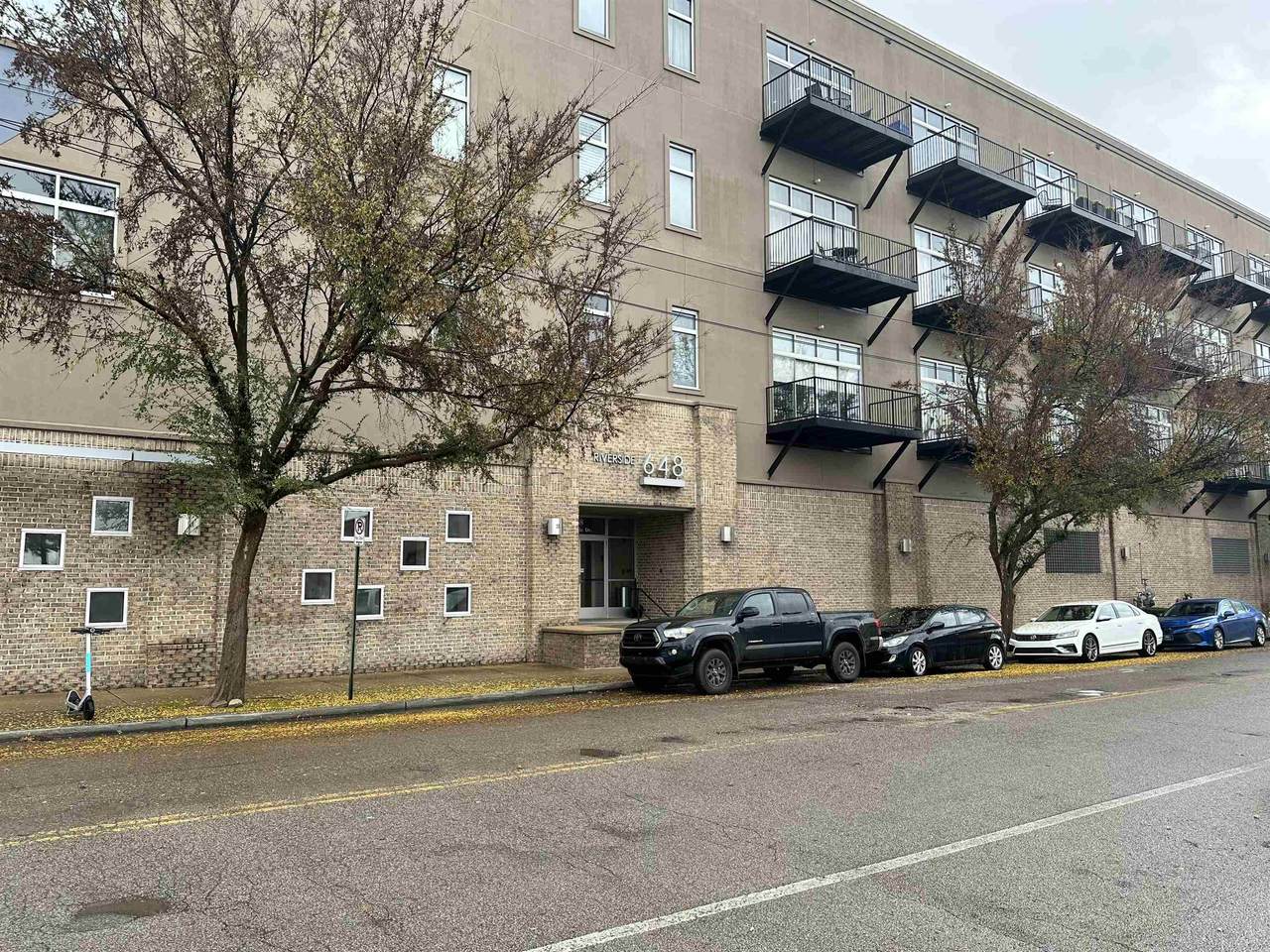 648 Riverside Dr - Photo 1