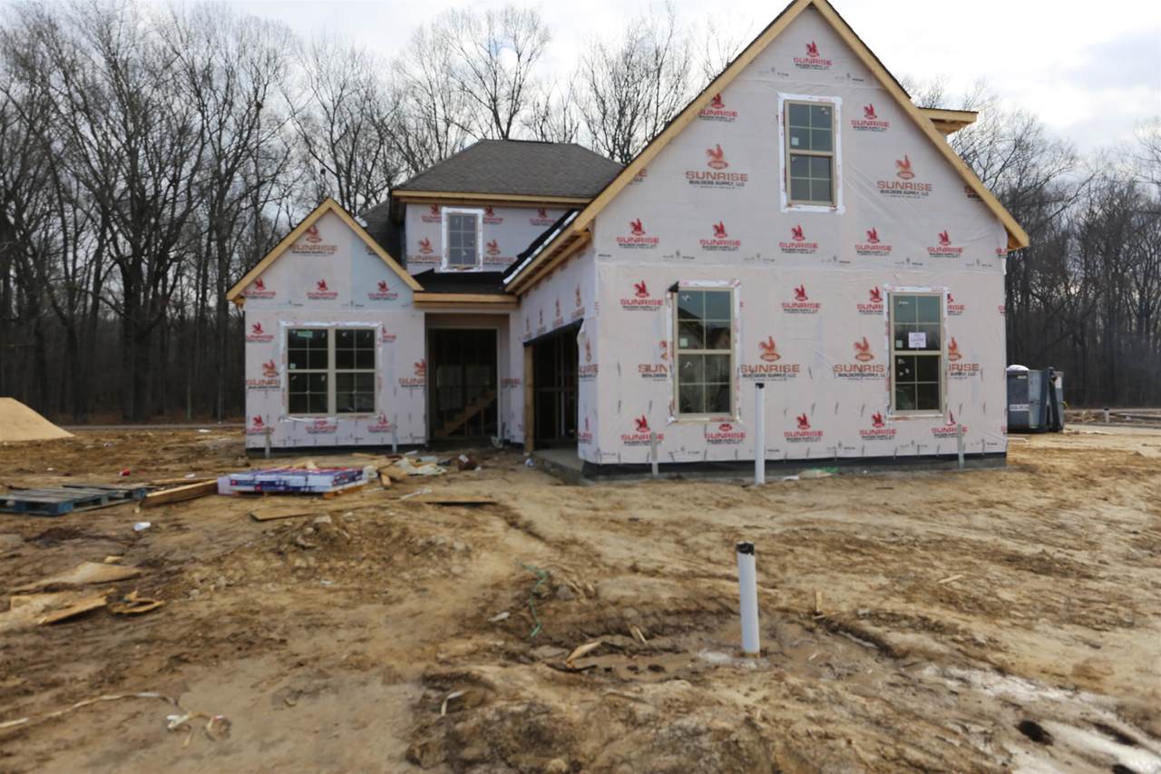 570 Holden Dr - Photo 1