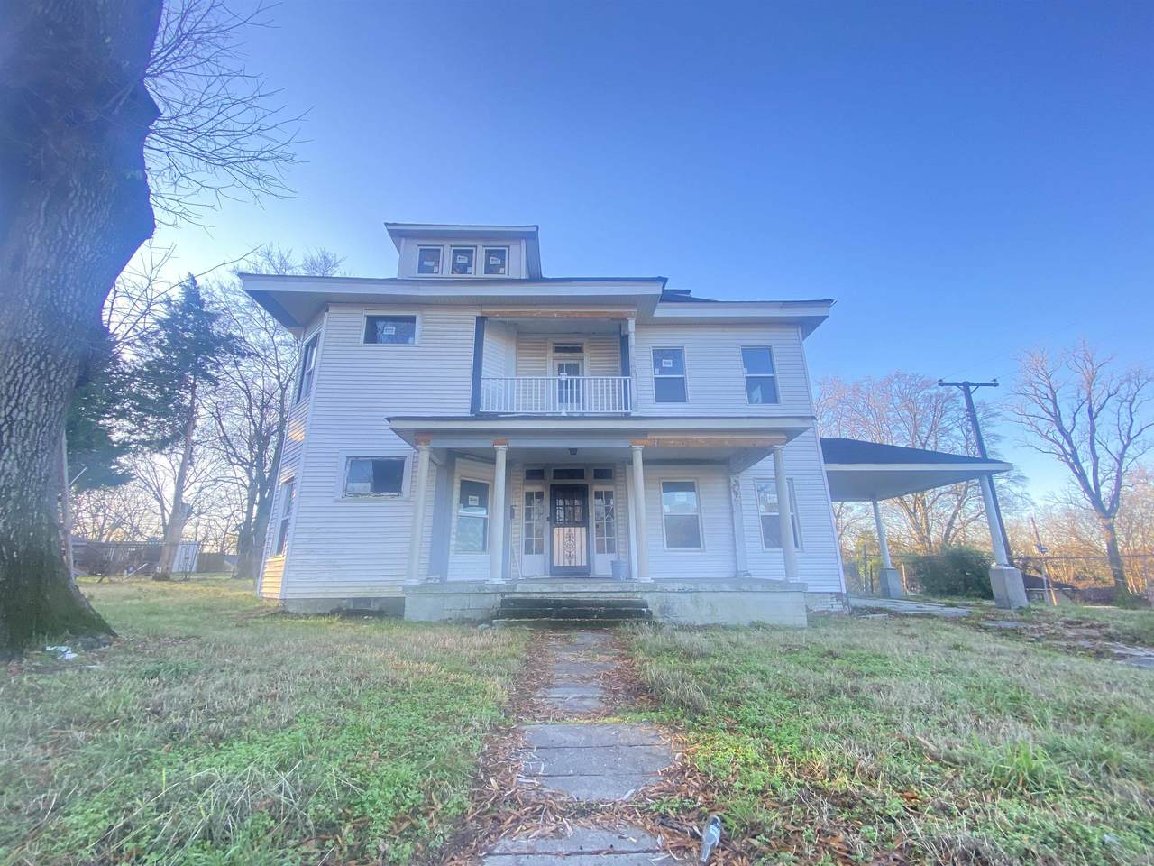 77 Mckellar Ave - Photo 1