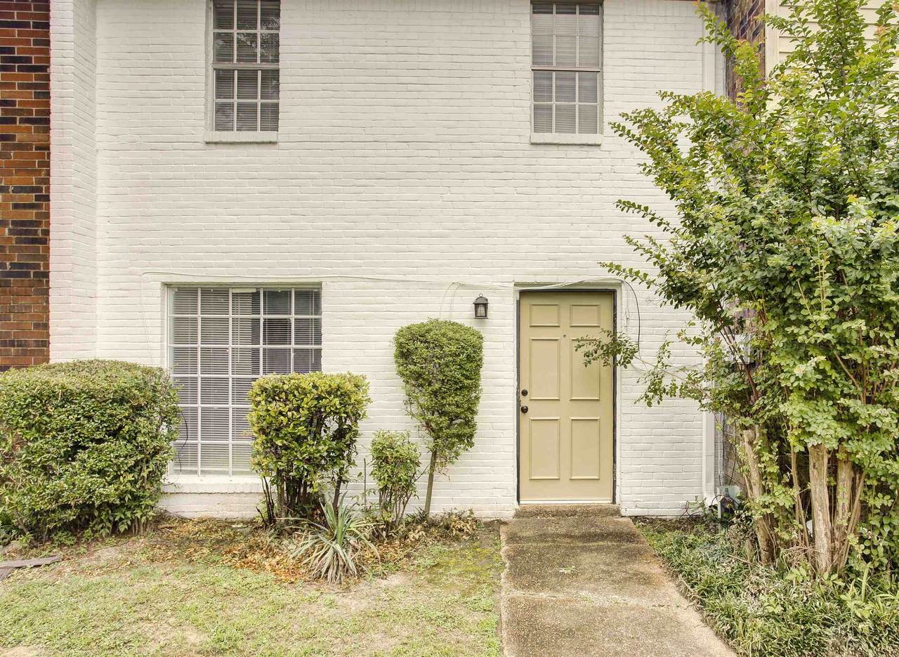 1755 Fox Hunt Ln - Photo 1