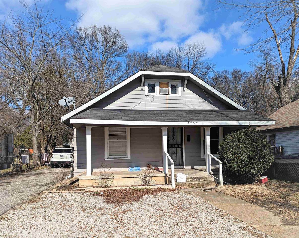 3468 Bowen Ave - Photo 1