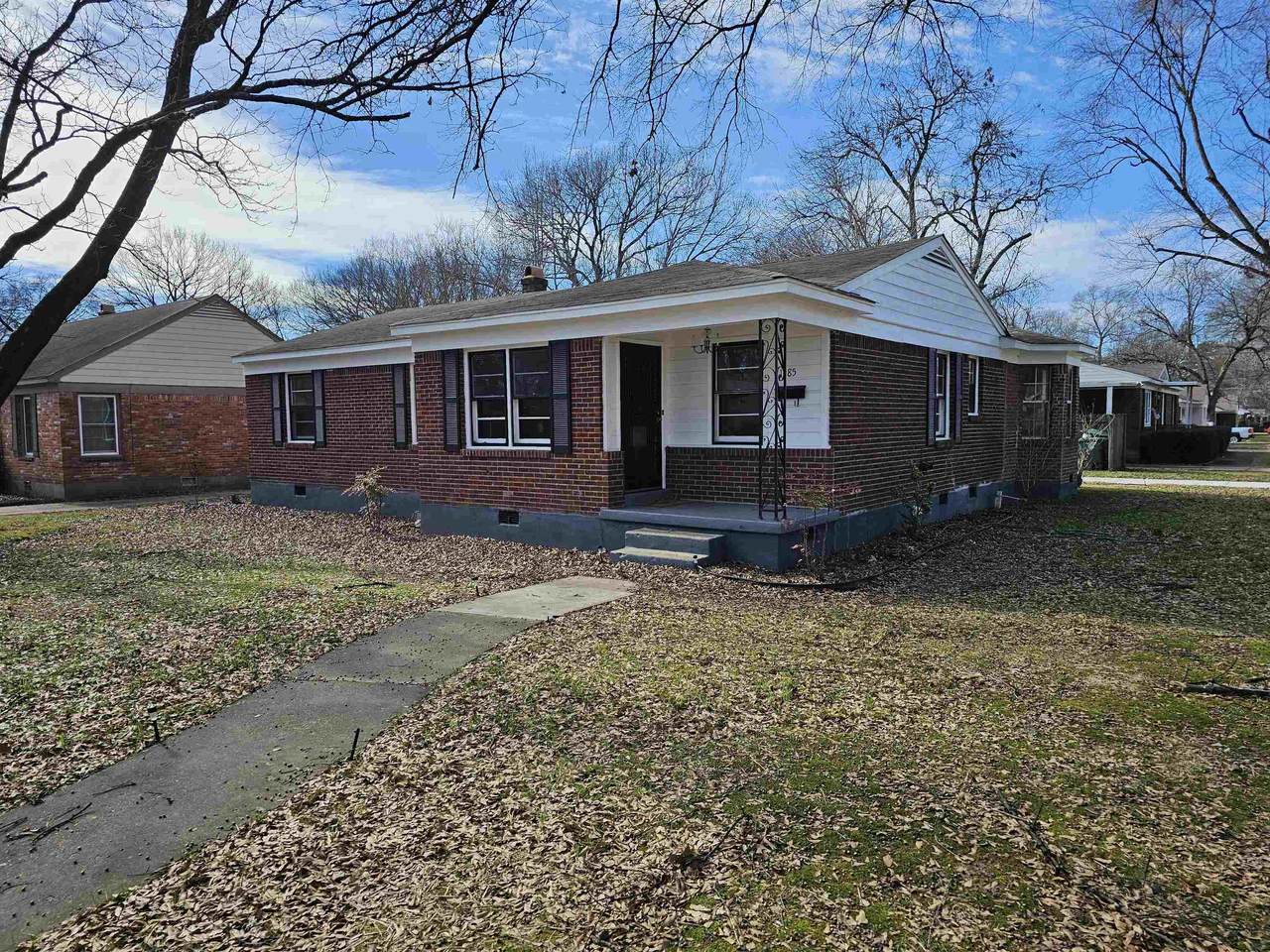 1485 Ivy Rd - Photo 1