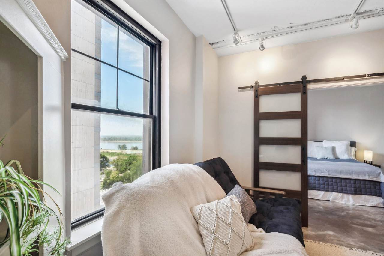 109 Main St - Photo 1